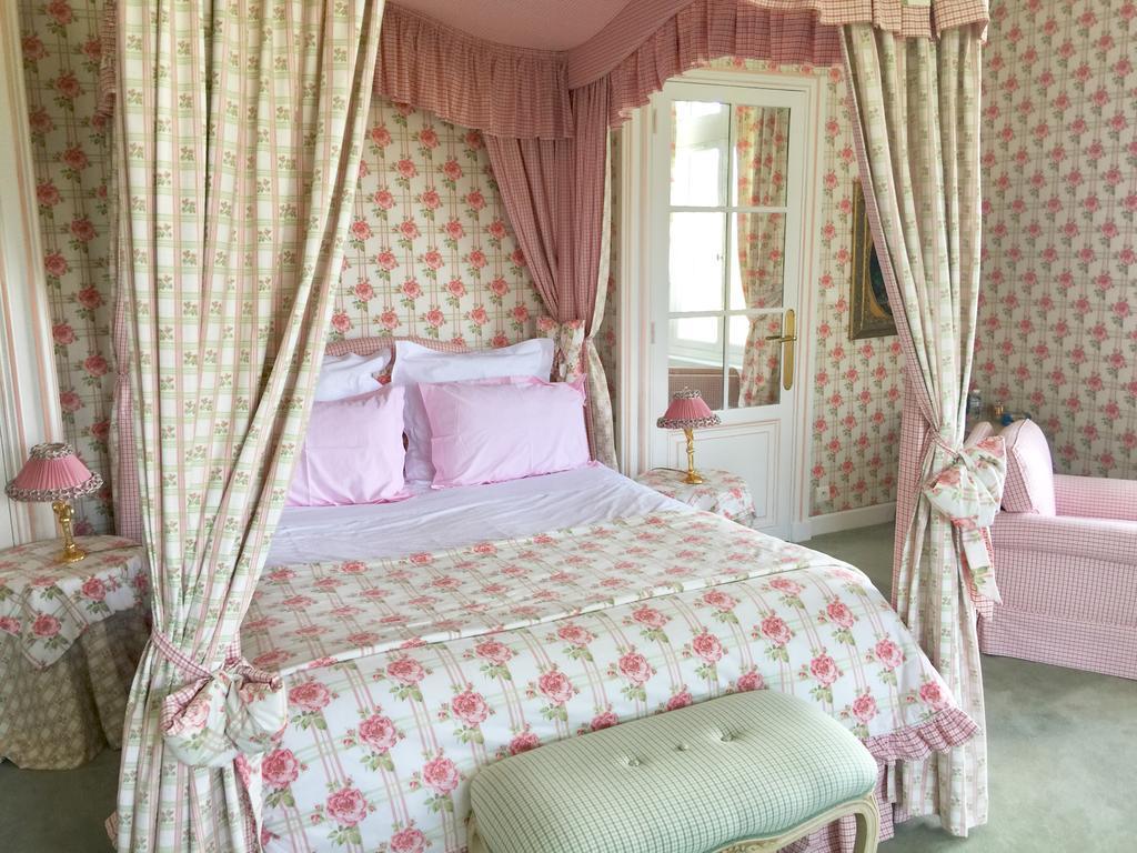 Manoir De Benerville Bed & Breakfast Deauville Exterior photo