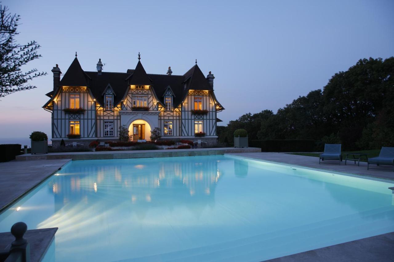 Manoir De Benerville Bed & Breakfast Deauville Exterior photo